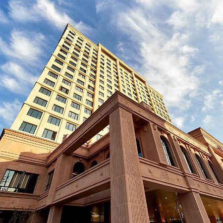 Ramada by Wyndham Yongin Hotel Bagian luar foto