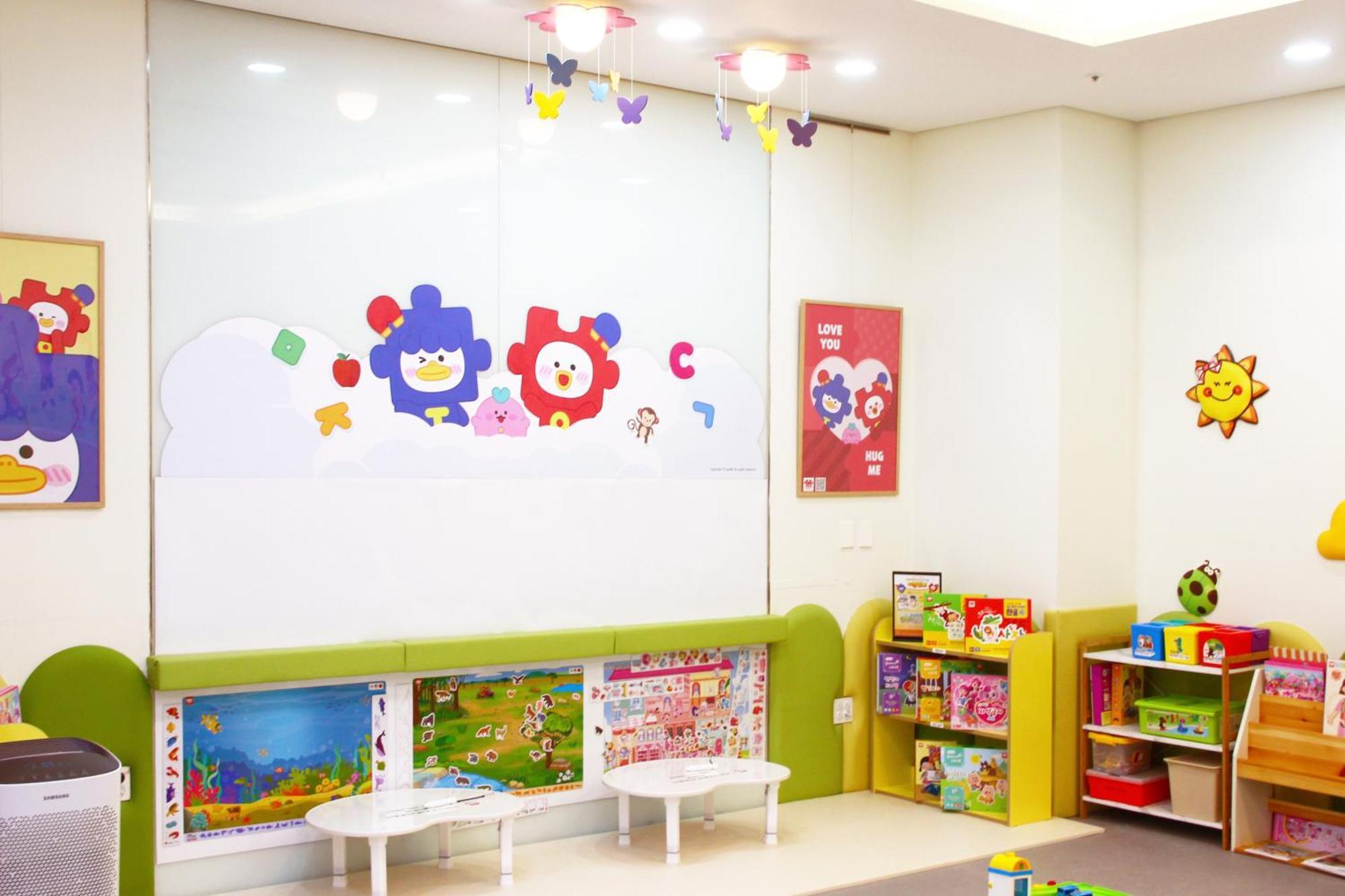 Ramada by Wyndham Yongin Hotel Bagian luar foto